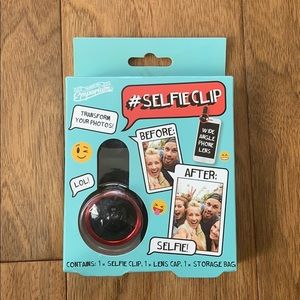 🟡 3 for $15 Items🟡 iPhone Selfie Clip